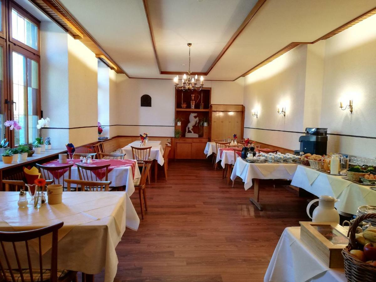 Gaestehaus Roessle Rötenbach Екстериор снимка
