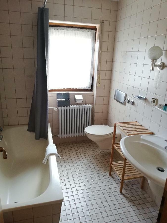 Gaestehaus Roessle Rötenbach Екстериор снимка